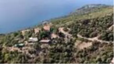 Son dakika haberi: (Havadan fotoğraflarla) Büyükada'daki Aya Yorgi Kilisesi'ne tırmanışa koronavirüs engeli