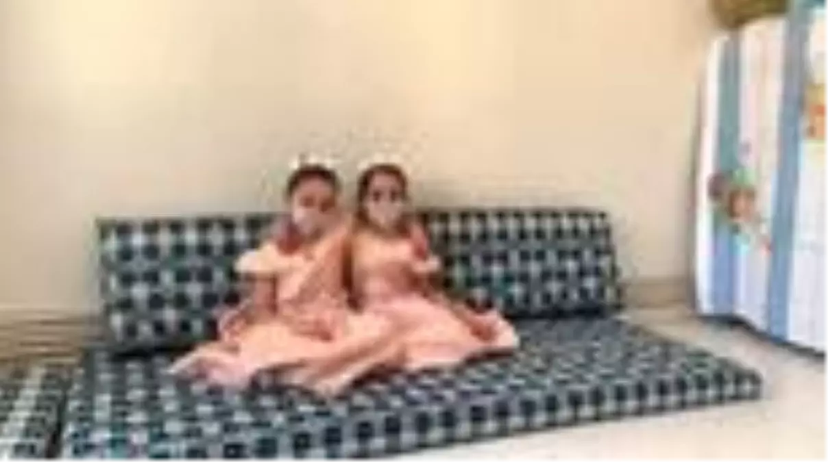 İkiz kız kardeşler 'Suriye' ve 'Türkiye', isimleriyle dikkati çekiyor