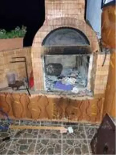 İYİ Parti Rize İl Başkan Yardımcısı ve 8 kişi evde kumar oynarken yakalandı İYİ Parti Rize İl Başkan Yardımcısı ve 8 kişi evde kumar oynarken yakalandı
