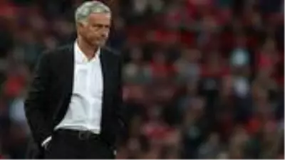 Jose Mourinho, kendisiyle ölen babası için fotoğraf çektirmek isteyen gazeteciyi kırmadı Jose Mourinho, kendisiyle ölen babası için fotoğraf çektirmek isteyen gazeteciyi kırmadı
