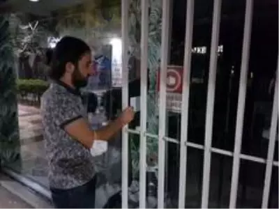 Kapı kapı gezdiler esnafa siftah parası bıraktılar Kapı kapı gezdiler esnafa siftah parası bıraktılar