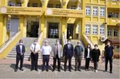 Kaymakam Türköz okulları inceledi Kaymakam Türköz okulları inceledi