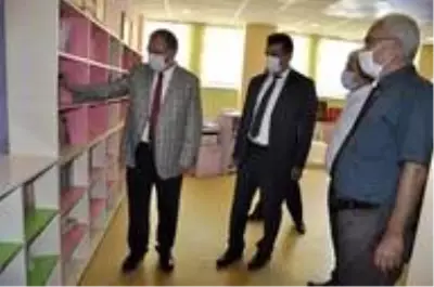 Kaymakam Türköz okulları inceledi Kaymakam Türköz okulları inceledi