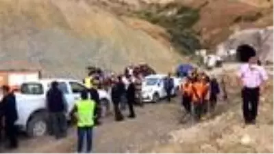 Son dakika haberi | Kop Dağı Tüneli inşaatında patlama (2) Son dakika haberi | Kop Dağı Tüneli inşaatında patlama (2)