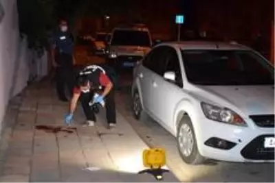 Malatya'da husumetlilerin karşılaşması kanlı bitti: 1 ölü 1 yaralı Malatya'da husumetlilerin karşılaşması kanlı bitti: 1 ölü 1 yaralı