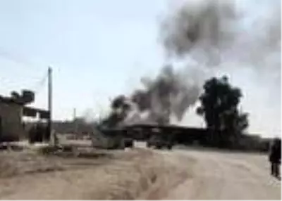 MSB: Bombalı araç patlatan PKK/YPG'li teröristler, 1'i çocuk 2 sivili katletti MSB: Bombalı araç patlatan PKK/YPG'li teröristler, 1'i çocuk 2 sivili katletti