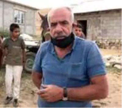 Nalçakar ailesi, 3 kuşaktır atlara nal çakıyor Nalçakar ailesi, 3 kuşaktır atlara nal çakıyor