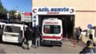 Kontrolden çıkarak devrilen otomobildeki hemşire hayatını kaybetti Kontrolden çıkarak devrilen otomobildeki hemşire hayatını kaybetti