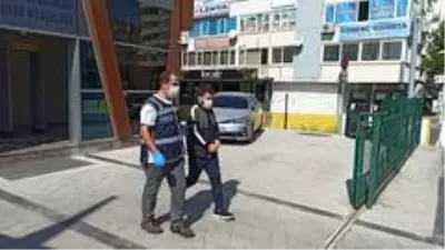 Son dakika haber | Sahte polis ve savcılar dolandırıcılık paralarını çekerken yakalandı Son dakika haber | Sahte polis ve savcılar dolandırıcılık paralarını çekerken yakalandı