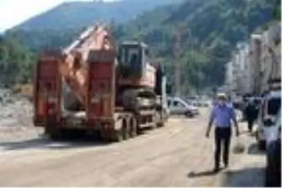 Selin vurduğu Dereli'de hayat normale döndü Selin vurduğu Dereli'de hayat normale döndü