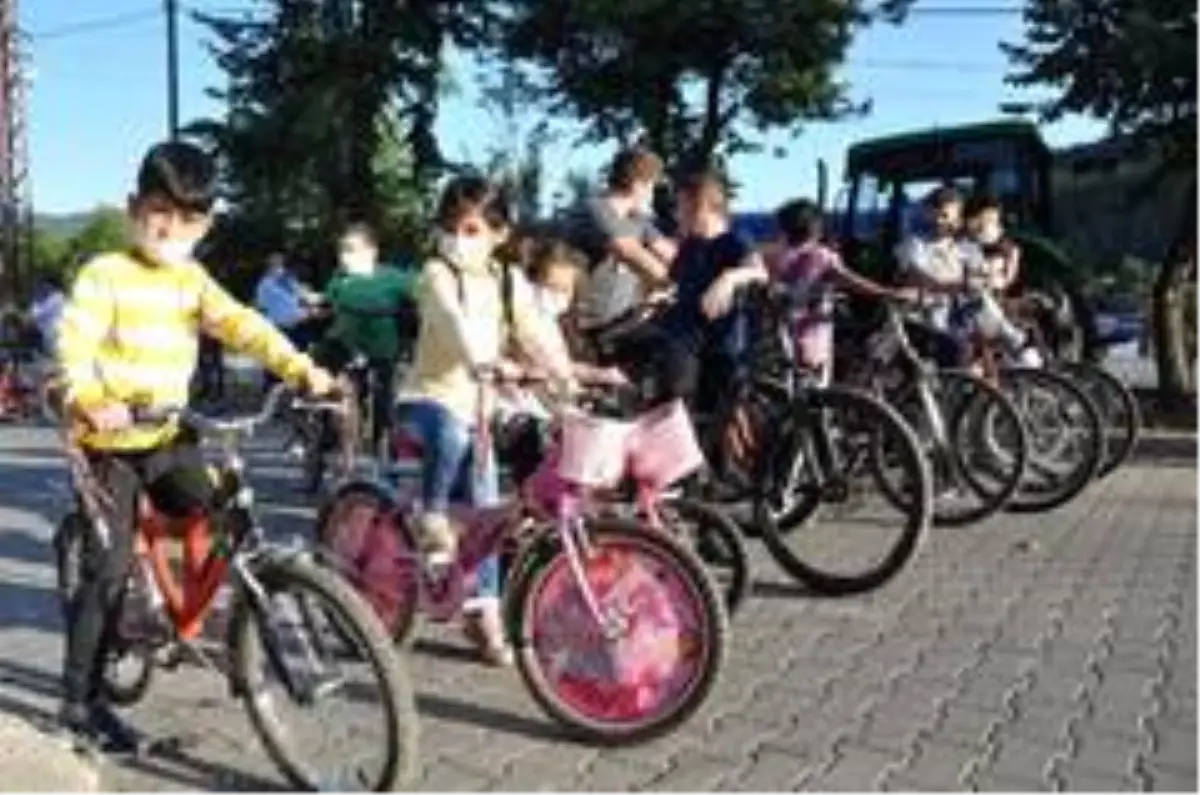 Son dakika... Sıfır emisyonlu hareketlilik için çocuklar pedal çevirdi