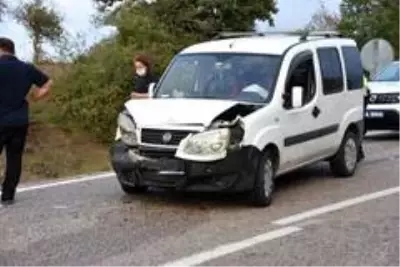 Sinop'ta trafik kazası: 1 yaralı Sinop'ta trafik kazası: 1 yaralı