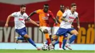 Son Dakika: Galatasaray, evinde Hajduk Split'i 2-0 yendi ve tur atladı Son Dakika: Galatasaray, evinde Hajduk Split'i 2-0 yendi ve tur atladı