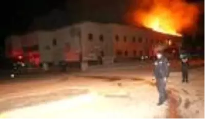 Tokat'ta yangında hasar gören Yazmacılar Hanı yeniden hizmete açıldı Tokat'ta yangında hasar gören Yazmacılar Hanı yeniden hizmete açıldı