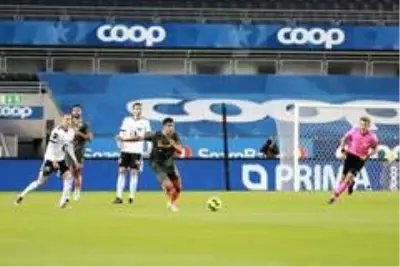 UEFA Avrupa Ligi 3. Eleme Turu: Rosenborg: 0 Alanyaspor: 0 (İlk yarı) UEFA Avrupa Ligi 3. Eleme Turu: Rosenborg: 0 Alanyaspor: 0 (İlk yarı)
