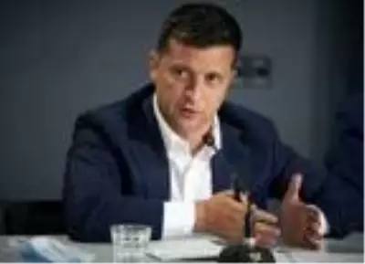 Ukrayna Devlet Başkanı Zelenski: İkinci dalga başladı Ukrayna Devlet Başkanı Zelenski: İkinci dalga başladı