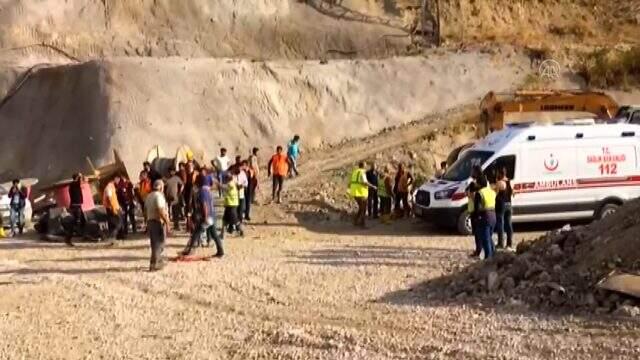 Yapımı devam eden Kop tünelinde meydana gelen patlamada 8 işçi yaralandı Yapımı devam eden Kop tünelinde meydana gelen patlamada 8 işçi yaralandı