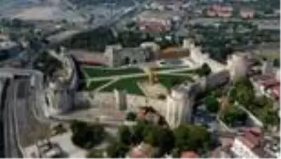 Yedikule Hisarı yıllar sonra kapılarını yeniden açıyor Yedikule Hisarı yıllar sonra kapılarını yeniden açıyor