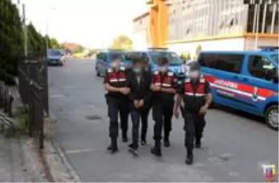 İntihar süsü verilen cinayette yasak aşk şüphesi: Eşimin mesajlaştığını gördüm İntihar süsü verilen cinayette yasak aşk şüphesi: Eşimin mesajlaştığını gördüm