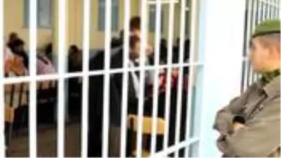 Açık cezaevlerindeki hükümlülerin koronavirüs izin süreleri 2 ay daha uzatıldı Açık cezaevlerindeki hükümlülerin koronavirüs izin süreleri 2 ay daha uzatıldı