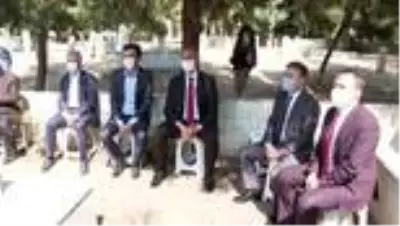 Adalet Bakanı Gül'den merhum milletvekili Yüksel'in kabrine ziyaret Adalet Bakanı Gül'den merhum milletvekili Yüksel'in kabrine ziyaret
