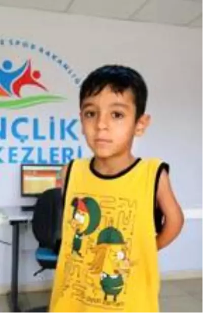 Afyonkarahisar'daki 4 gençlik merkezinde EBA sınıfları oluşturuldu Afyonkarahisar'daki 4 gençlik merkezinde EBA sınıfları oluşturuldu