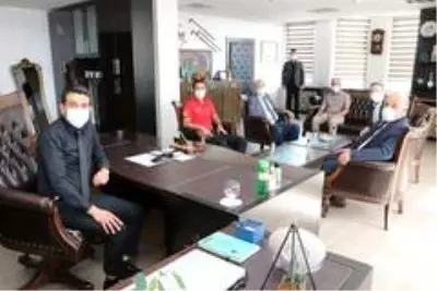 Son dakika haberi... Ampute futbol teknik heyetinden Kaymakam Dağ'a ziyaret Son dakika haberi... Ampute futbol teknik heyetinden Kaymakam Dağ'a ziyaret