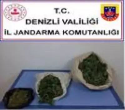 Arazide uyuşturucu kurutmaya çalışırken jandarmaya yakalandılar Arazide uyuşturucu kurutmaya çalışırken jandarmaya yakalandılar