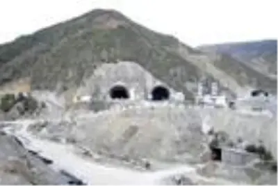 Avrupa'nın en uzunu olacak Zigana Tüneli'nin yüzde 74'ü tamamlandı Avrupa'nın en uzunu olacak Zigana Tüneli'nin yüzde 74'ü tamamlandı