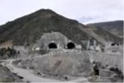 Avrupa'nın en uzunu olacak Zigana Tüneli'nin yüzde 74'ü tamamlandı Avrupa'nın en uzunu olacak Zigana Tüneli'nin yüzde 74'ü tamamlandı