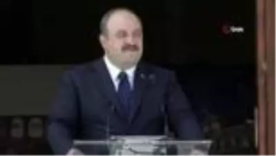 Bakan Varank: 'Günlerce şehirlerimizi yakıp yıkan, kamu binalarımızı talan eden, Yasin Börü başta... Bakan Varank: 'Günlerce şehirlerimizi yakıp yıkan, kamu binalarımızı talan eden, Yasin Börü başta...