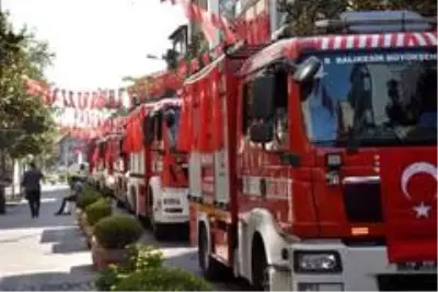 Balıkesir'de itfaiye haftası başladı Balıkesir'de itfaiye haftası başladı