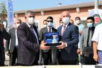 Başkan Akman işçinin hakkını işçiye teslim etti Başkan Akman işçinin hakkını işçiye teslim etti
