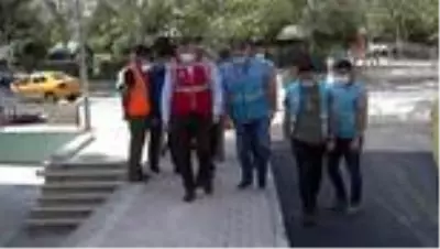 Başkan Bozkurt, Asfalt ve Parke çalışmalarını yerinde inceledi Başkan Bozkurt, Asfalt ve Parke çalışmalarını yerinde inceledi