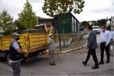 Başkan Özlü'den Sonbahar temizliğine destek Başkan Özlü'den Sonbahar temizliğine destek