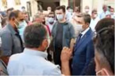 Batman Valisi, anız yakan çiftçilere tepki gösterdi: Bu insanlığa sığar mı? Batman Valisi, anız yakan çiftçilere tepki gösterdi: Bu insanlığa sığar mı?