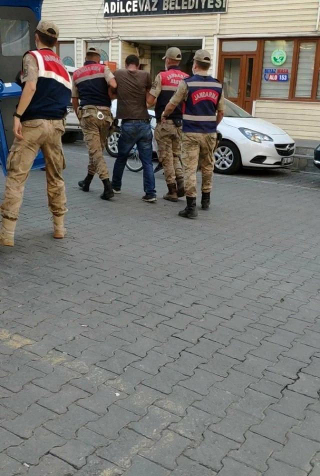 Bitlis'te göçmen kaçakçılığı yapan 2 şüpheli suçüstü yakalandı
