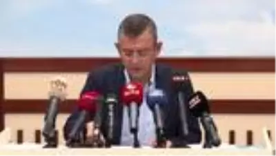 CHP Grup Başkanvekili Özgür Özel, gündemi değerlendirdi CHP Grup Başkanvekili Özgür Özel, gündemi değerlendirdi