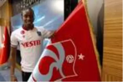 Trabzonspor, Diabate için imza töreni düzenledi