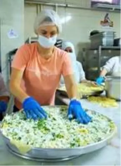 Erzurum su böreğini, Polonyalı Anna da yaptı Erzurum su böreğini, Polonyalı Anna da yaptı