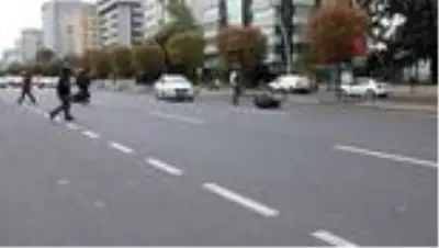 Eski Bakan Tüzmen'in bulunduğu konvoyda motosiklet kazası ucuz atlatıldı Eski Bakan Tüzmen'in bulunduğu konvoyda motosiklet kazası ucuz atlatıldı