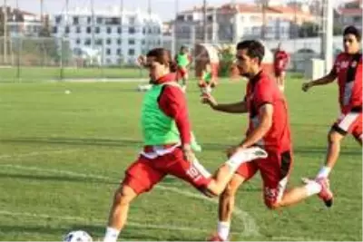 Eskişehirspor'un genç oyuncuları gözünü Altay'a dikti Eskişehirspor'un genç oyuncuları gözünü Altay'a dikti