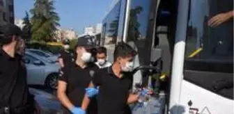 Bank Asya: FETÖ'nün avukat yapılanmasında gözaltına alınan 36 şüpheli adliyeye sevk edildi Bank Asya: FETÖ'nün avukat yapılanmasında gözaltına alınan 36 şüpheli adliyeye sevk edildi