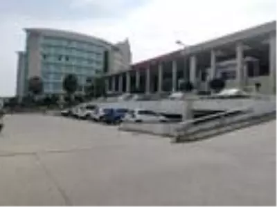 Hastanede oksijen tüpü patladı, sağlık çalışanı yaralandı