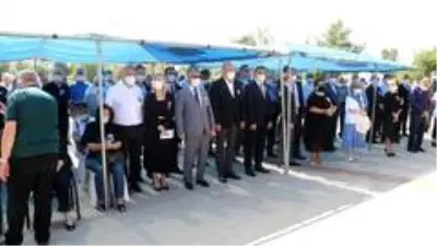Hayatını kaybeder Prof.Dr. Karpuzoğlu'na hüzünlü uğurlama Hayatını kaybeder Prof.Dr. Karpuzoğlu'na hüzünlü uğurlama