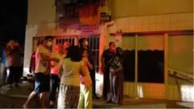 İki katlı iki metruk binada çıkan yangın mahalleliyi korkuttu İki katlı iki metruk binada çıkan yangın mahalleliyi korkuttu