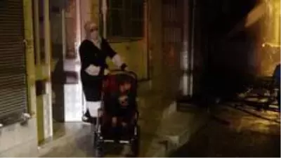 İki katlı iki metruk binada çıkan yangın mahalleliyi korkuttu İki katlı iki metruk binada çıkan yangın mahalleliyi korkuttu