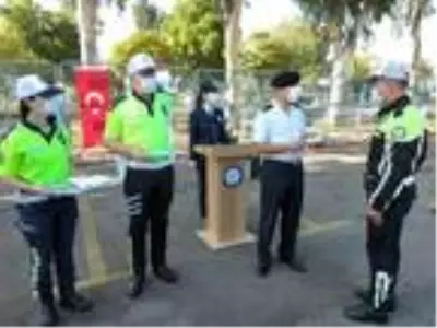 Son dakika... İzmir'de, 'Şahinler' timine 21 motosikletli trafik polisi daha katıldı Son dakika... İzmir'de, 'Şahinler' timine 21 motosikletli trafik polisi daha katıldı