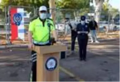 Son dakika... İzmir'de, 'Şahinler' timine 21 motosikletli trafik polisi daha katıldı Son dakika... İzmir'de, 'Şahinler' timine 21 motosikletli trafik polisi daha katıldı