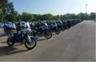 Son dakika... İzmir'de, 'Şahinler' timine 21 motosikletli trafik polisi daha katıldı Son dakika... İzmir'de, 'Şahinler' timine 21 motosikletli trafik polisi daha katıldı